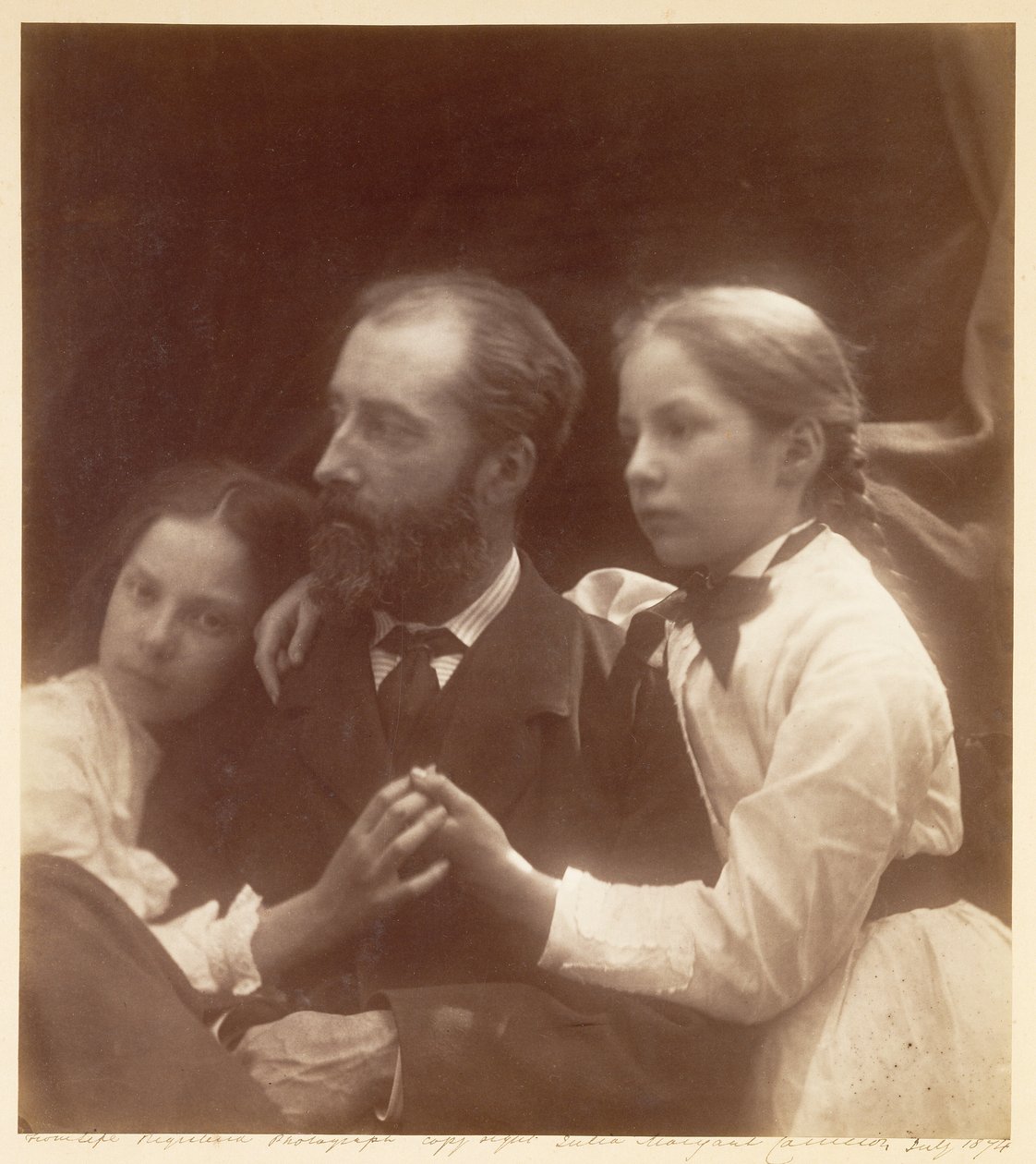 Charles Norman med sine døtre Adeline og Margaret av Julia Margaret Cameron