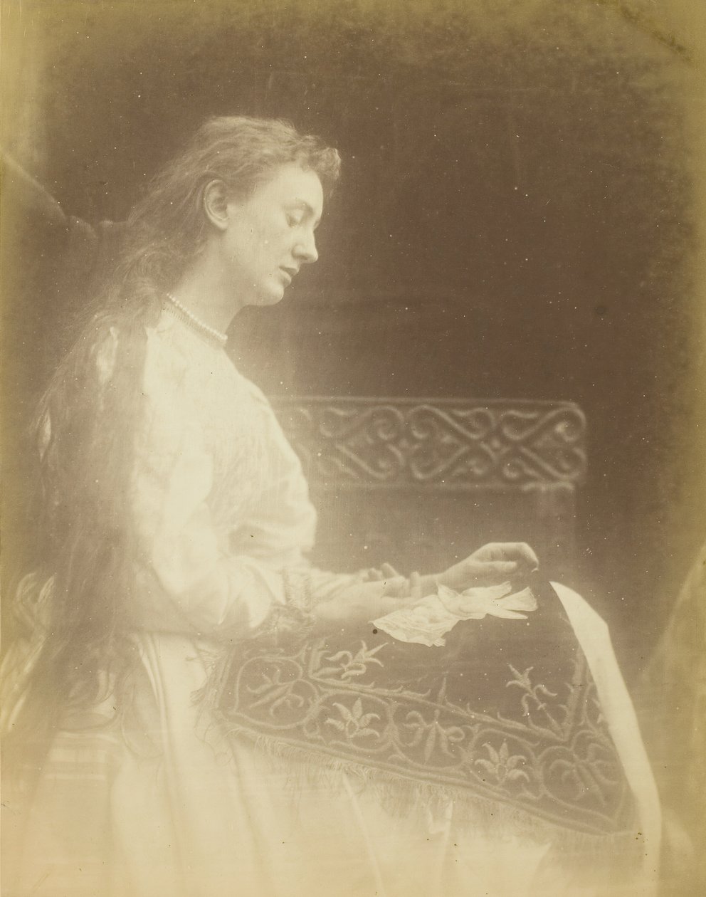 Mrs. George Lingen   1286755   no       norwegian Successfully Translated  Original: Vase with slightly bulging body Translat: Păsări negre 1332811 Nu norvegian Tradus cu succes Original: A Span of Old Battersea Bridge Traducere: A Span of Old Battersea Br av Julia Margaret Cameron