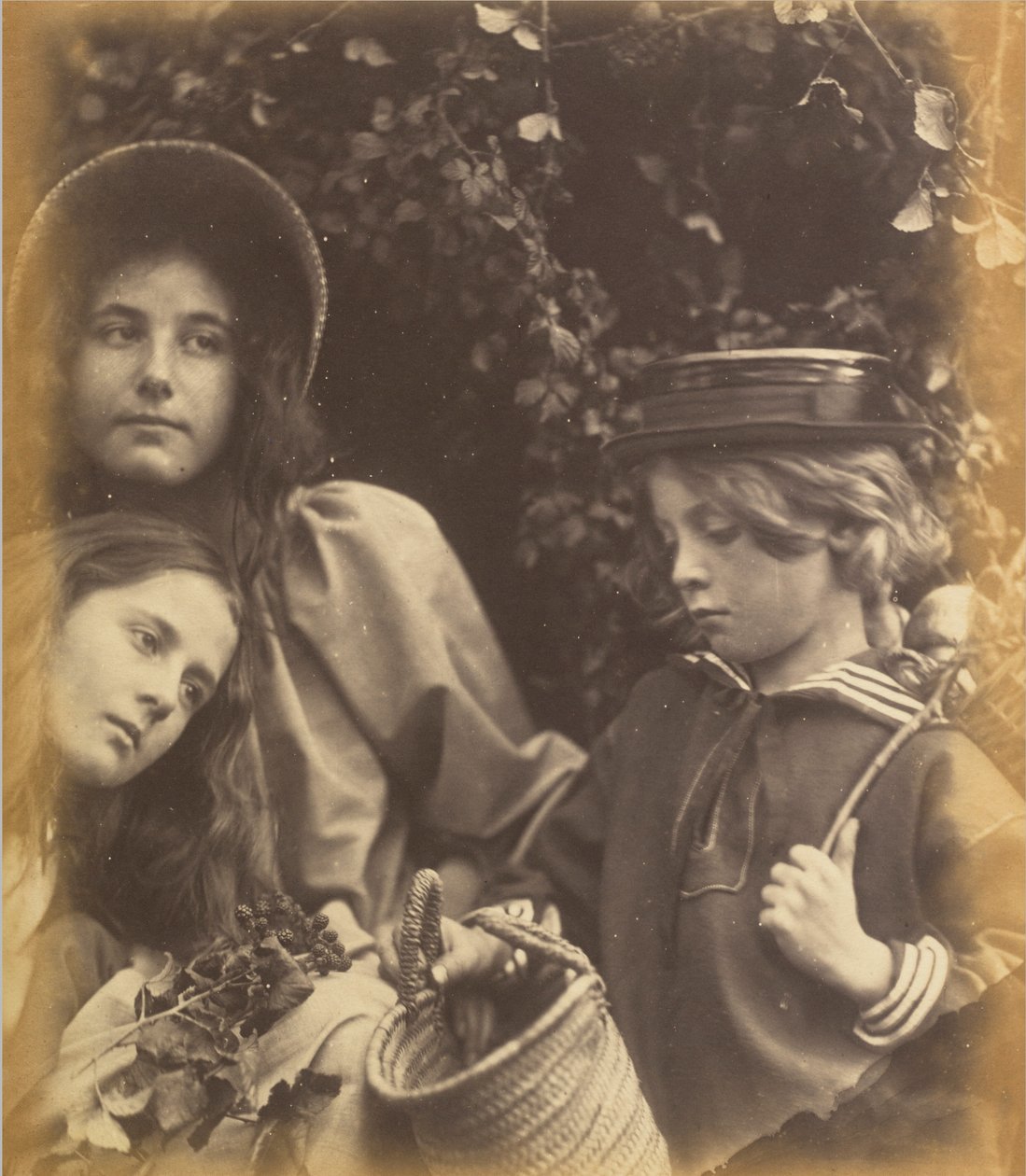 Elizabeth Keown, Kate Keown og Freddy Gould av Julia Margaret Cameron