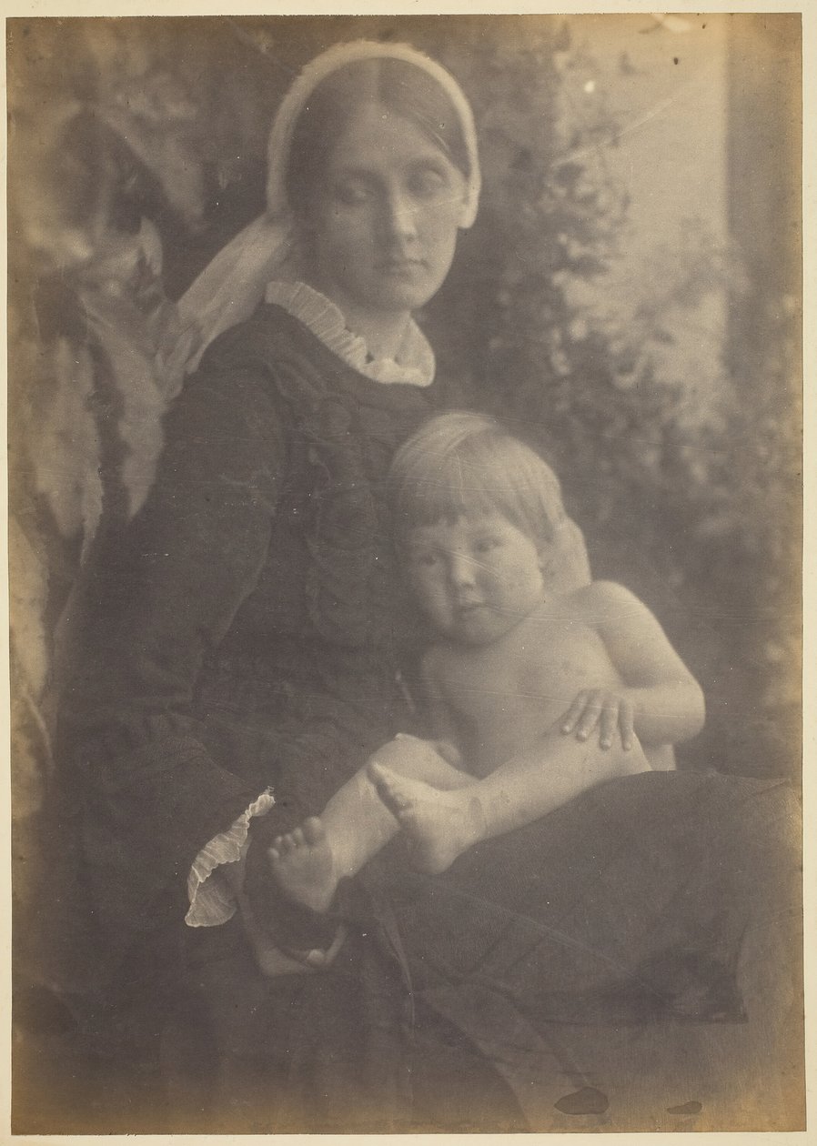 Mrs. Herbert Duckworth med Gerald Duckworth, 1872. av Julia Margaret Cameron