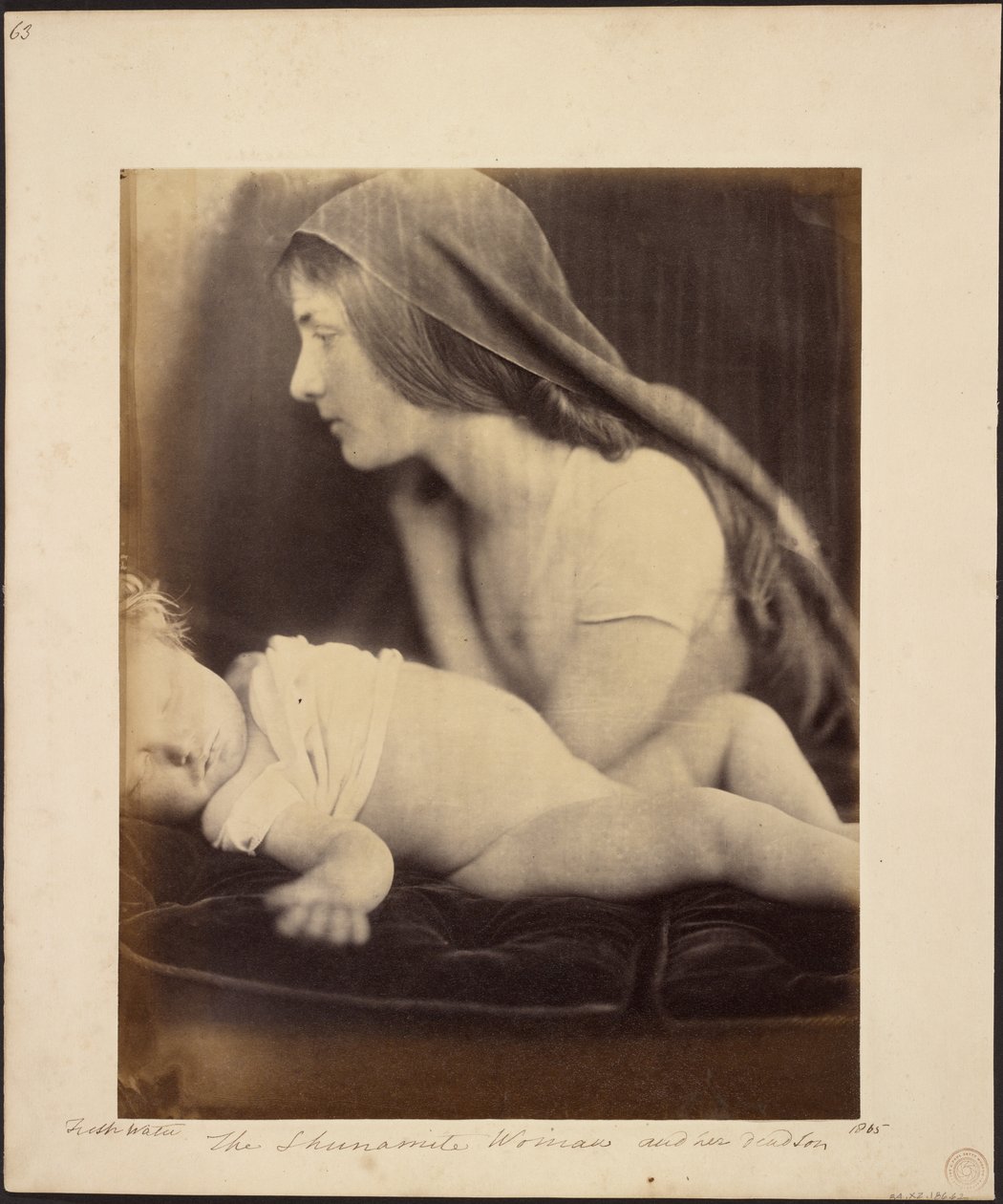 Den sjunamittiske kvinnen og hennes døde sønn av Julia Margaret Cameron