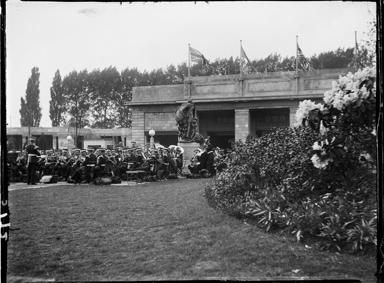 Wembley Park, Wembley Park, Brent, Stor-London, 02.06.1924 (s/hvitt-bilde) av Katherine Jean Macfee