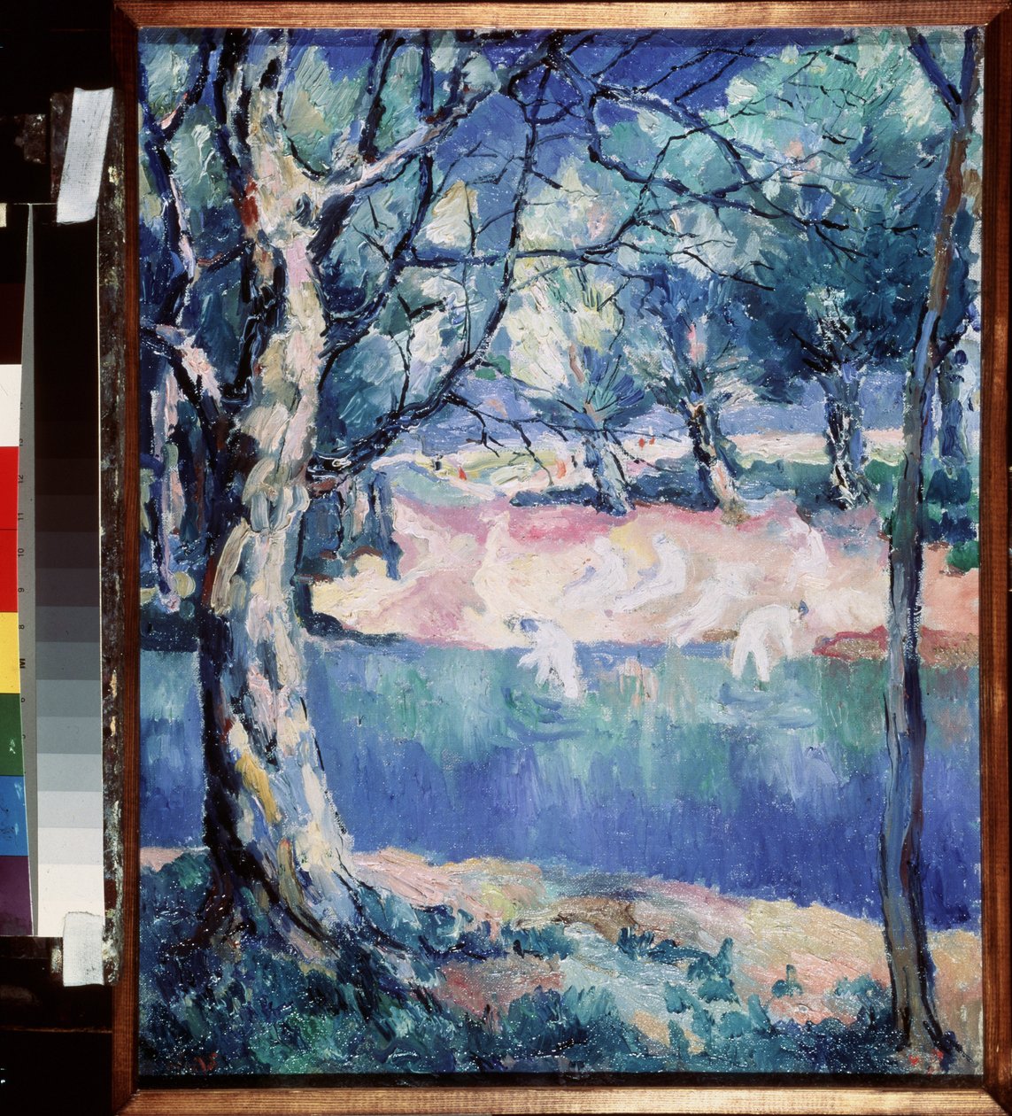 En elv i skogen. Midt på sommeren, med skisserte nakne badegjester i fjæra. Maleri av Kasimir Severinovich Malevich (Malevich, Malevic) (1878-1935), olje på lerret av Kazimir Severinovich Malevich