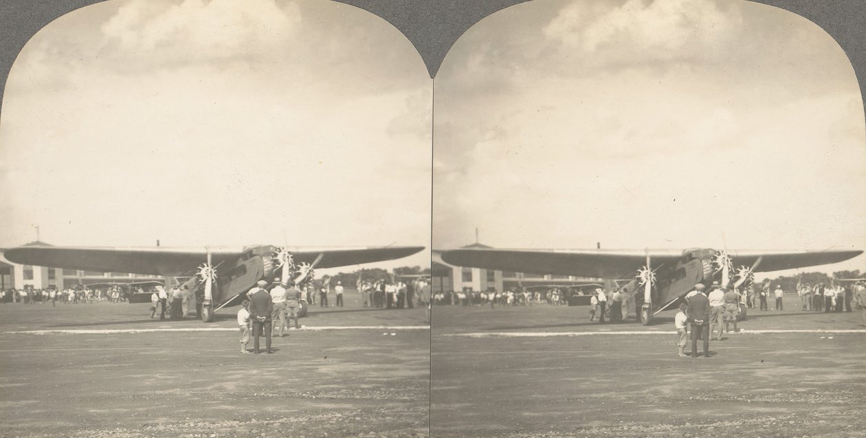 Gruppe av 3 sterografvisninger av luftfart, inkludert Wright-brødrene, 1900-1929. av Keystone View Company