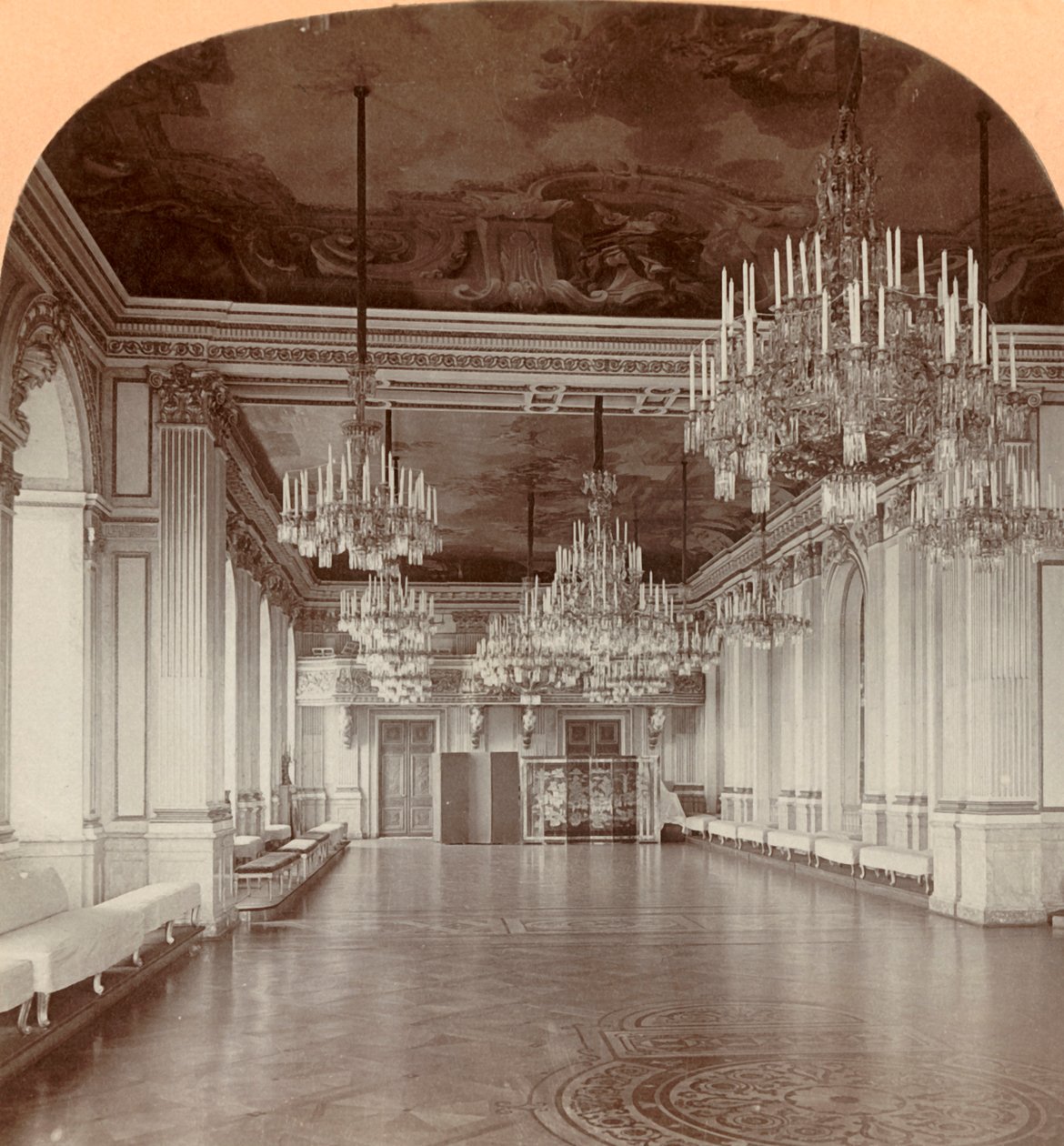 Dansesalen, Det kongelige slott, Stockholm, Sverige, 1901. av Keystone View Company
