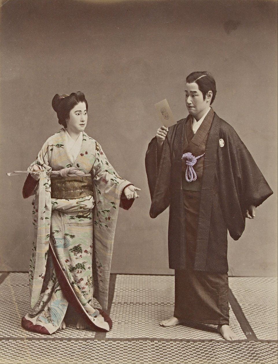 Ingen tittel (Par med et skapfotografi og spøkelse i bakgrunnen) av Kusakabe Kimbei