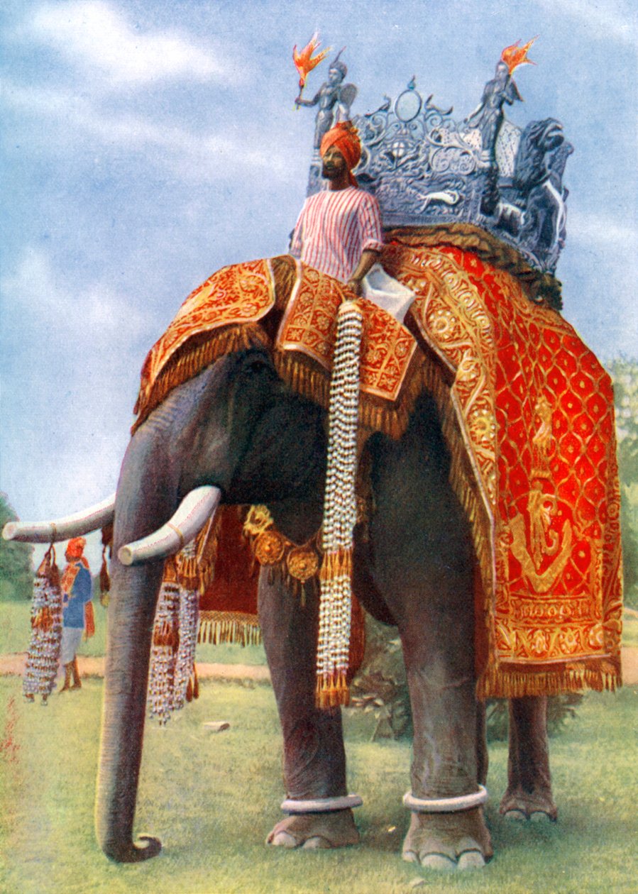 En majestetisk elefant på Bengals viktigste festlige sammenkomst, India, 1922. av L Barber