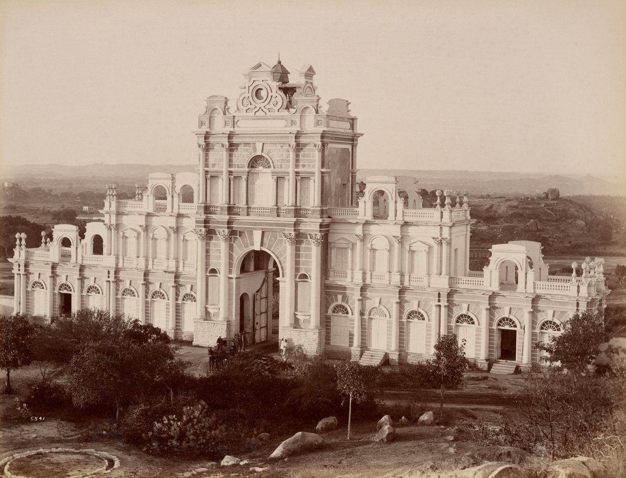 av Lala Deen Dayal