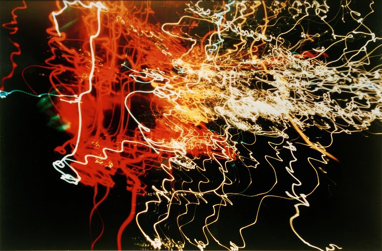 Ohne Titel (Auto-frontlykter hvite, oransje og røde, trafikksnirkler) av Laszlo Moholy Nagy
