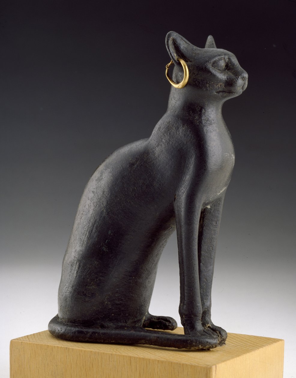 Statuett av en katt, hellig for gudinnen Bastet av Bubastis av Late Period Egyptian