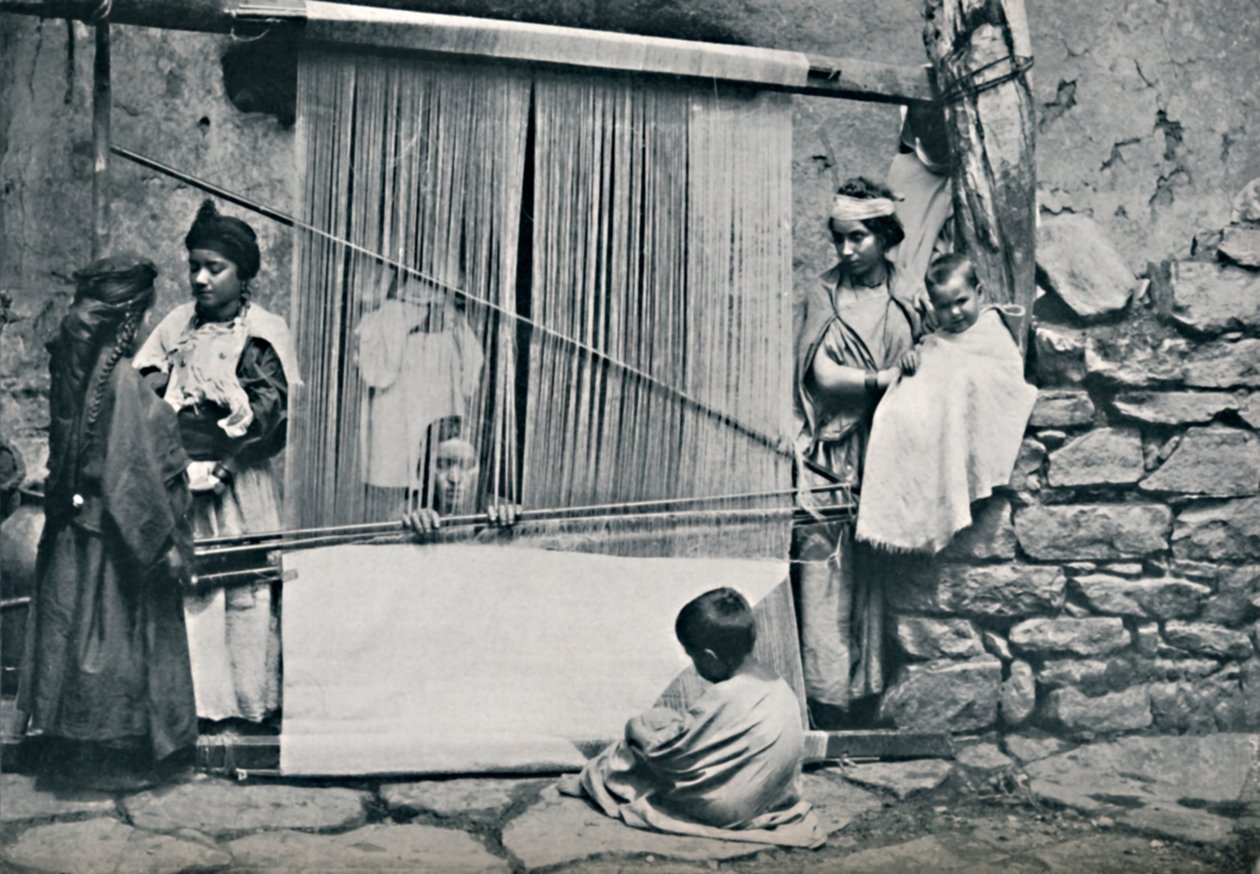 Kabylske vevere og innfødt vevstol, Nord-Algeria, 1912 av Legrand