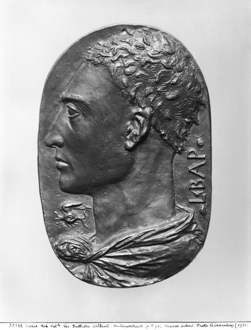 Medaljong selvportrett (bronse) av Leon Battista Alberti