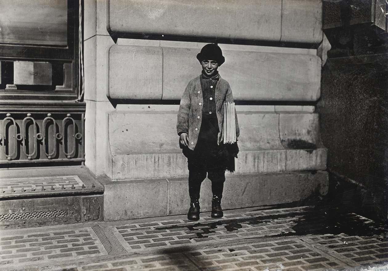 Newsboy, 1909 av Lewis Wickes Hine