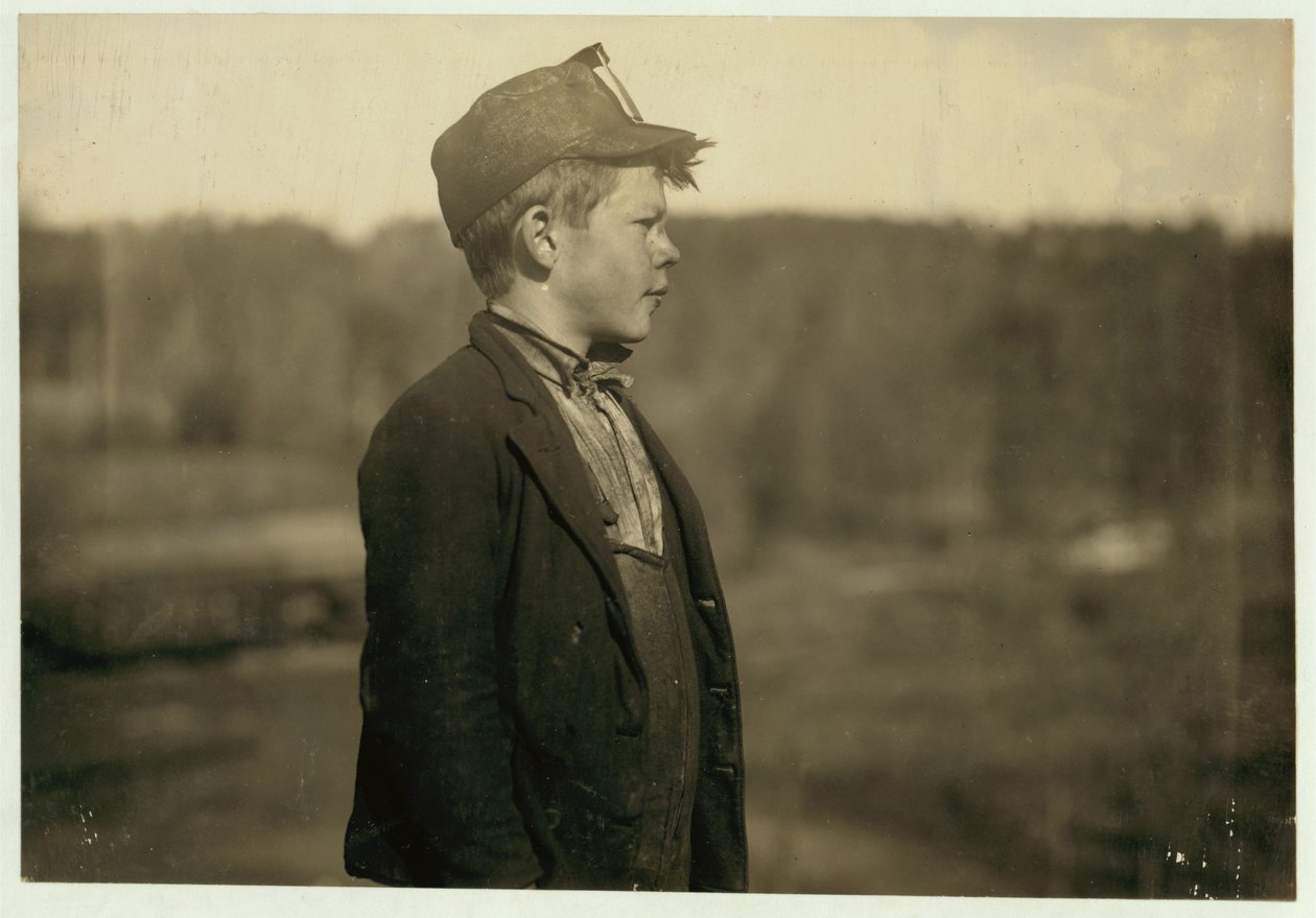Dave, en ung pusher, flytter trikker og kull, ved Bessie Mine, Alabama (Sloss-Sheffield Steel and Iron Co), 1910 av Lewis Wickes Hine