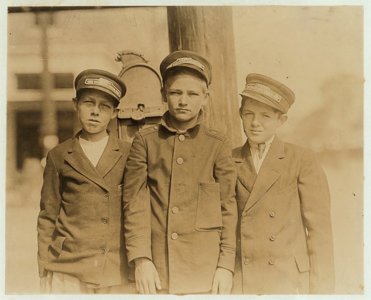 Messenger-gutter i Jacksonville, Florida, 1913 av Lewis Wickes Hine