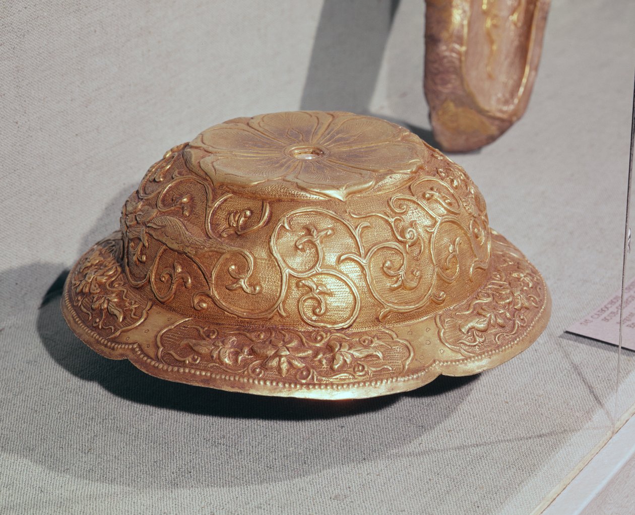 Ornament fra hestesele, ca. 959 e.Kr. (forgylt sølv) av Liao Dynasty Chinese School