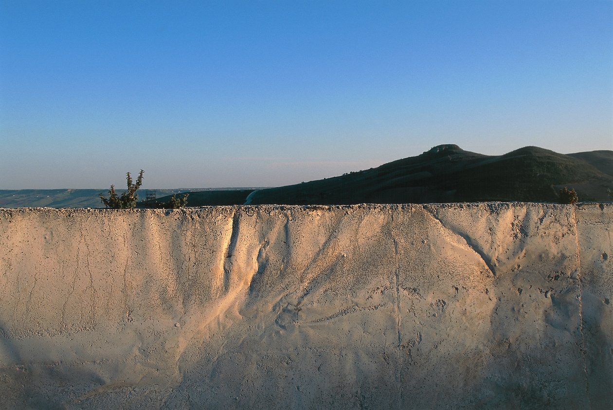 Great Cretto (eller Crack of Burri), av Alberto Burri, Ghibellina Sicilia, Italia (bilde) av Unbekannt Unbekannt