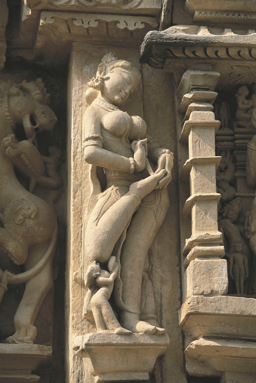 Relieff som viser en Surasundari (himmelsk skjønnhet), Parshvanatha-tempelet, Khajuraho-gruppen av monumenter (UNESCOs verdensarvliste av Unbekannt Unbekannt