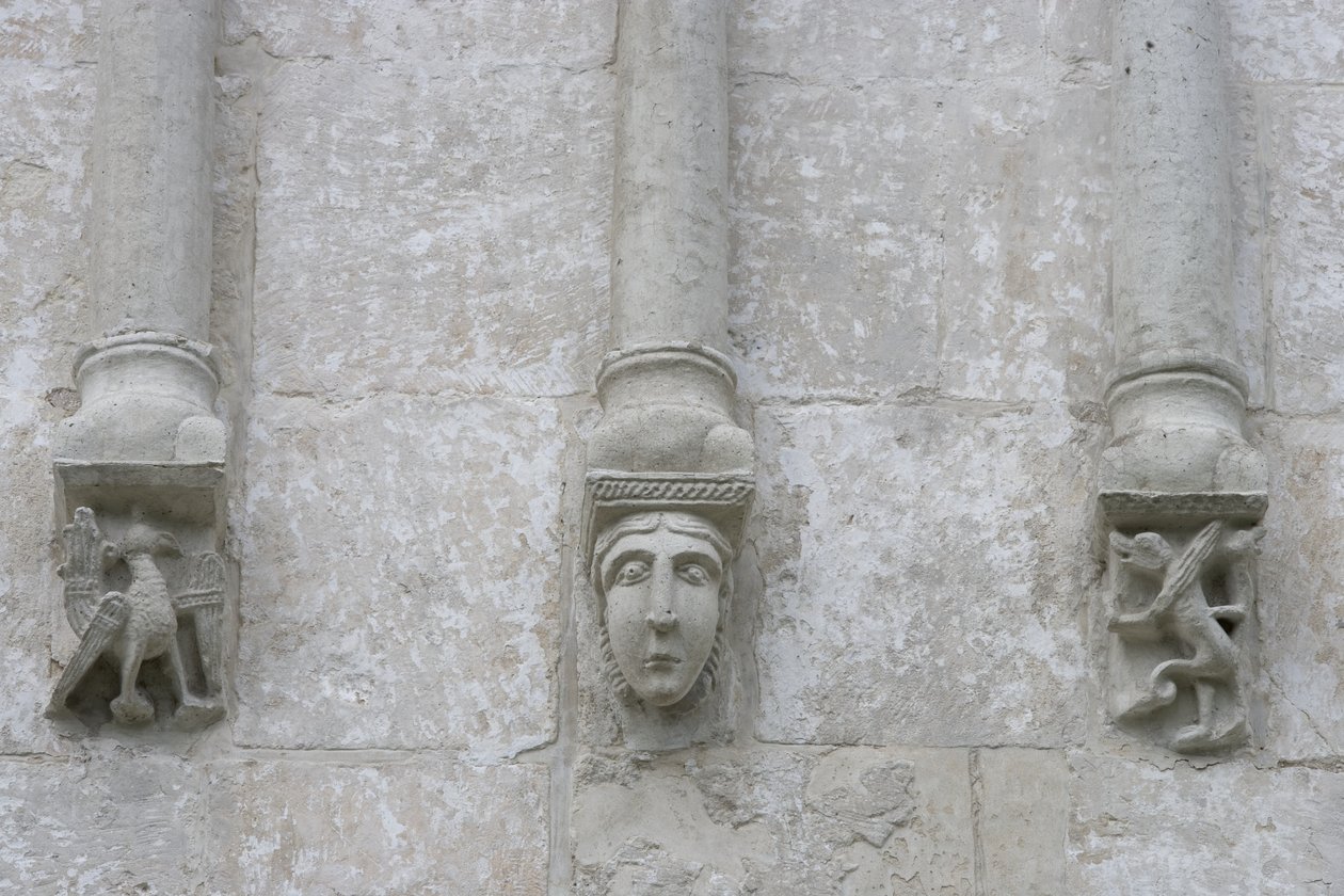 Russland, Vladimir, Bogolyubovo. Skulpterte dekorasjoner av Church of Intercession of Holy Virgin på Nerl River av Unbekannt Unbekannt