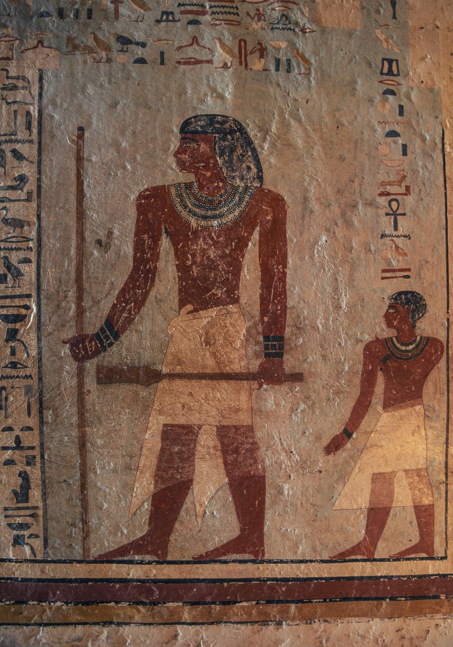 Sarenput, som holder sivet og Sekhem-septeret, etterfulgt av sønnen Ankhu, veggmaleri, Sarenput IIs grav, Qubbet el-Hawa nekropolis, nær Aswan, Egypt, egyptisk sivilisasjon, Midt-riket av Unbekannt Unbekannt