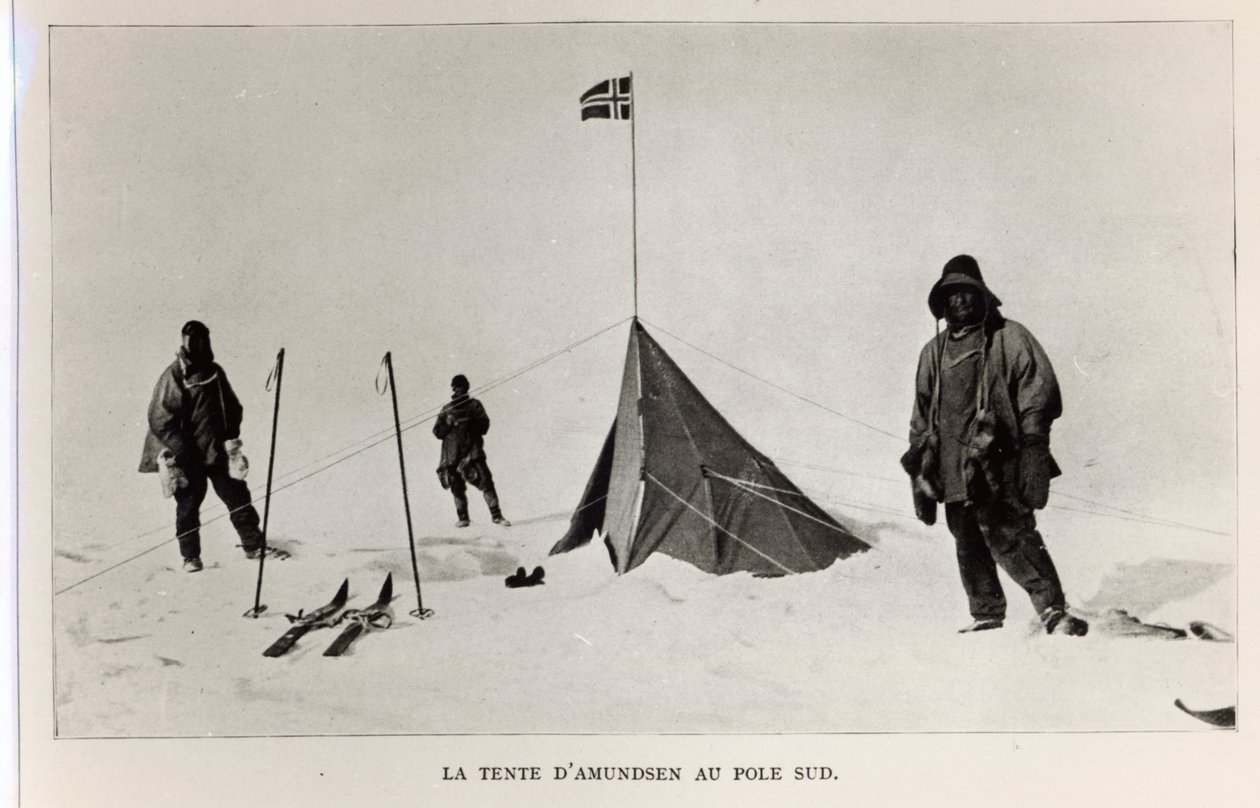 Telt etterlatt på Sydpolen av Roald Amundsen (1872-1928) i 1911, 1912 av Lieutenant Henry Robertson Bowers