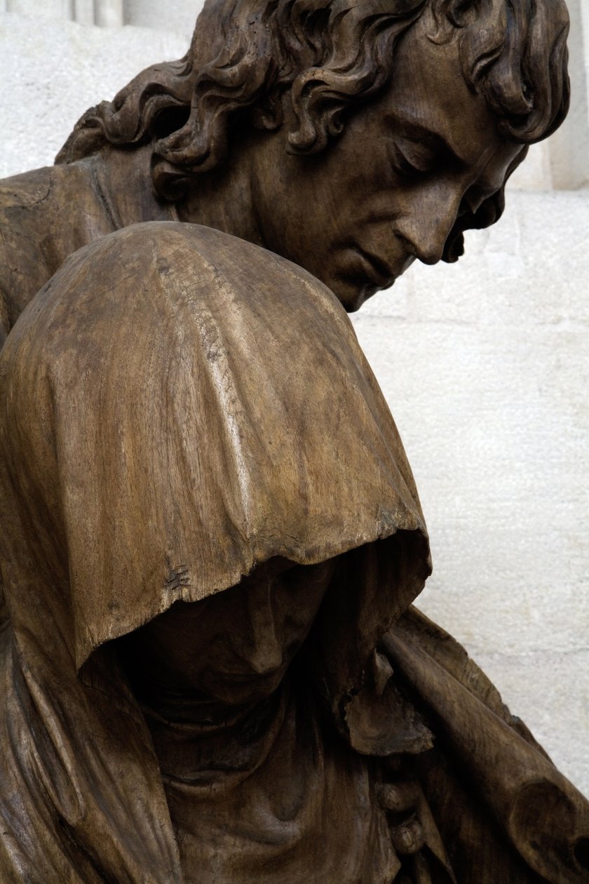 The Swoon of the Virgin, detalj, 1531 (se også 279610 og 279615) (valnøtt) av Ligier Richier
