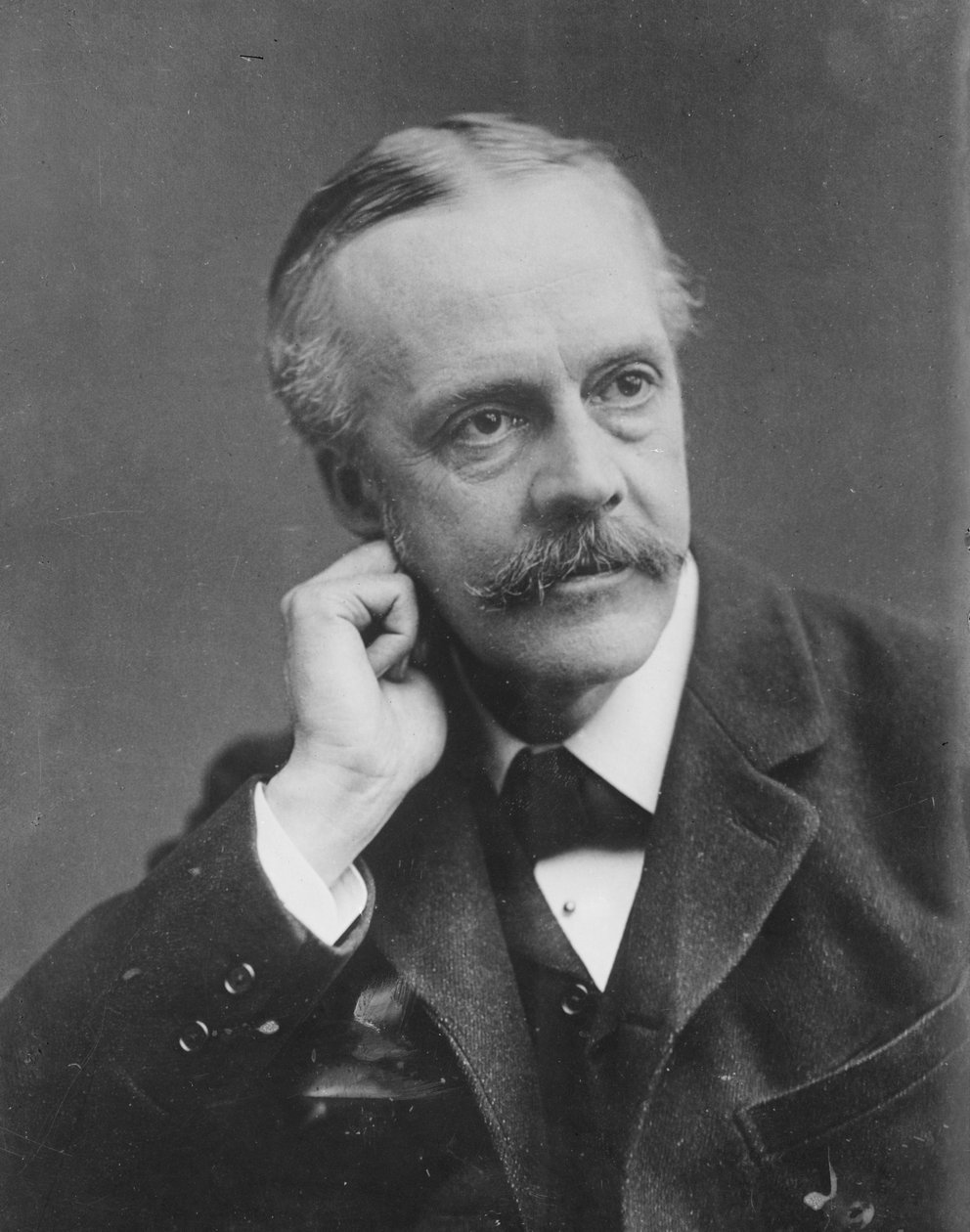 Arthur James Balfour av London Stereoscopic Company