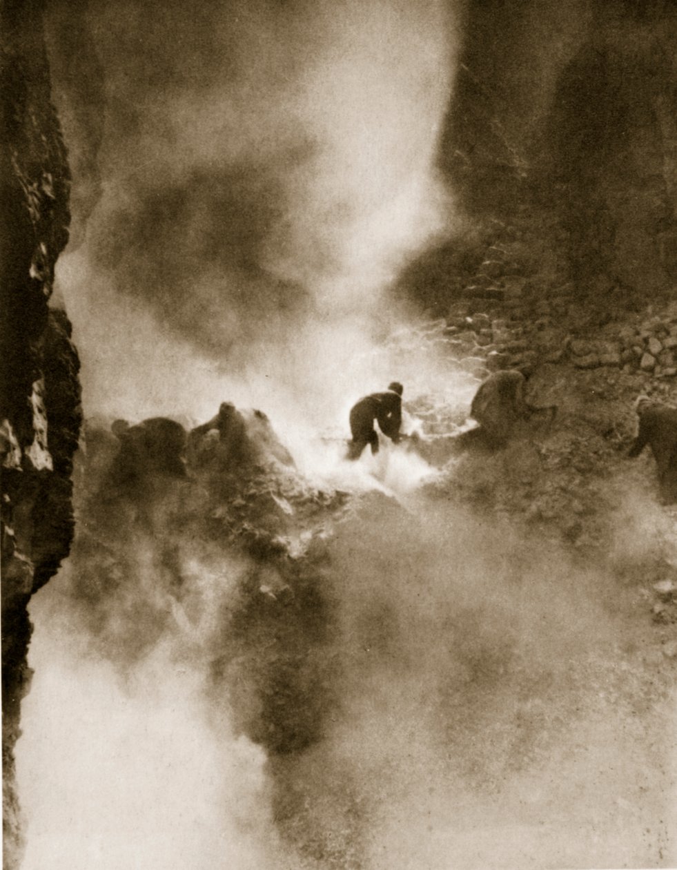 Ved graven til Tutankhamon, 1916 (fotogravyr) av Lord George Carnarvon