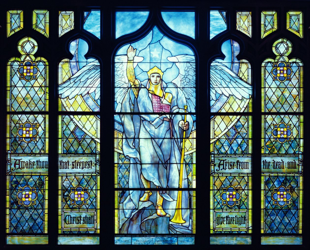 Angel of the Resurrection 1904 (farget glass) av Louis Comfort Tiffany