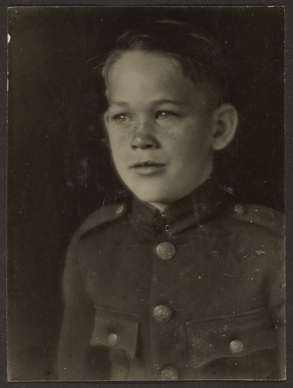  av Louis Fleckenstein