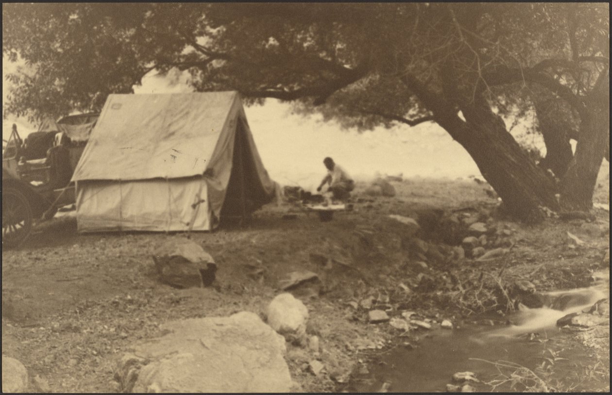 [Campingscene] av Louis Fleckenstein