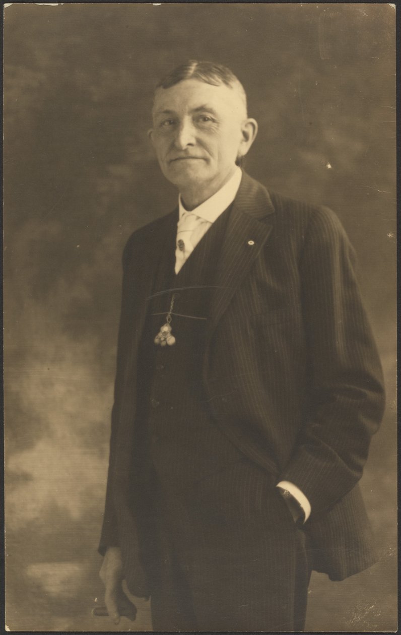  av Louis Fleckenstein
