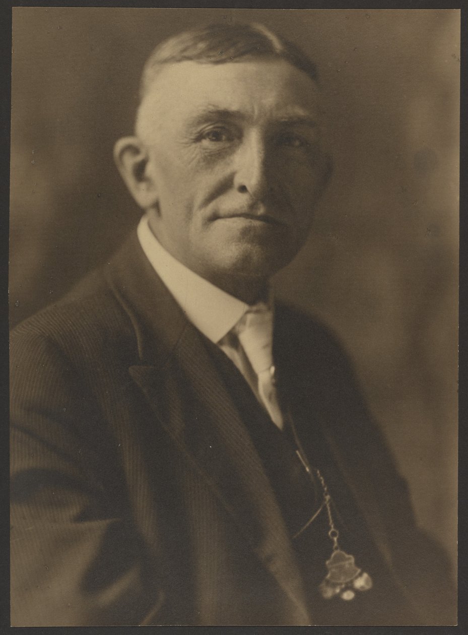 [Portrett av en mann med lommeur] av Louis Fleckenstein