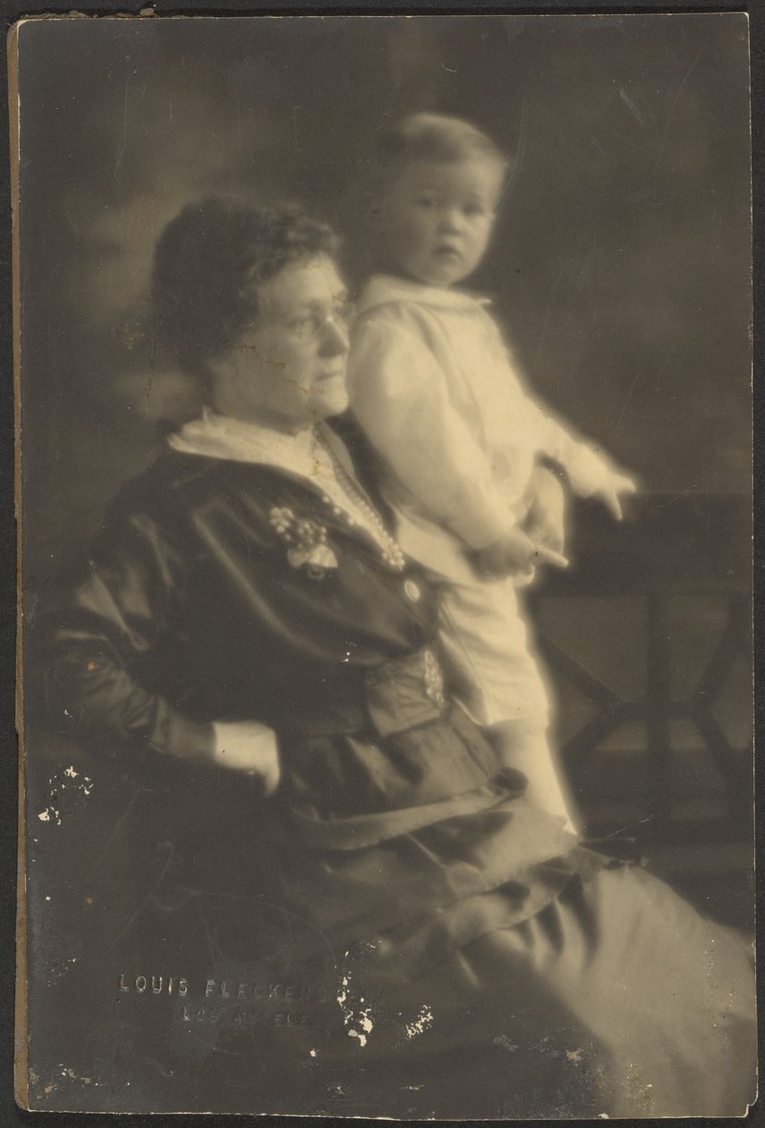 [Portrett av en kvinne og et barn] av Louis Fleckenstein