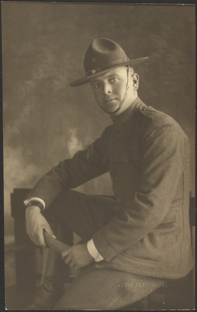 av Louis Fleckenstein