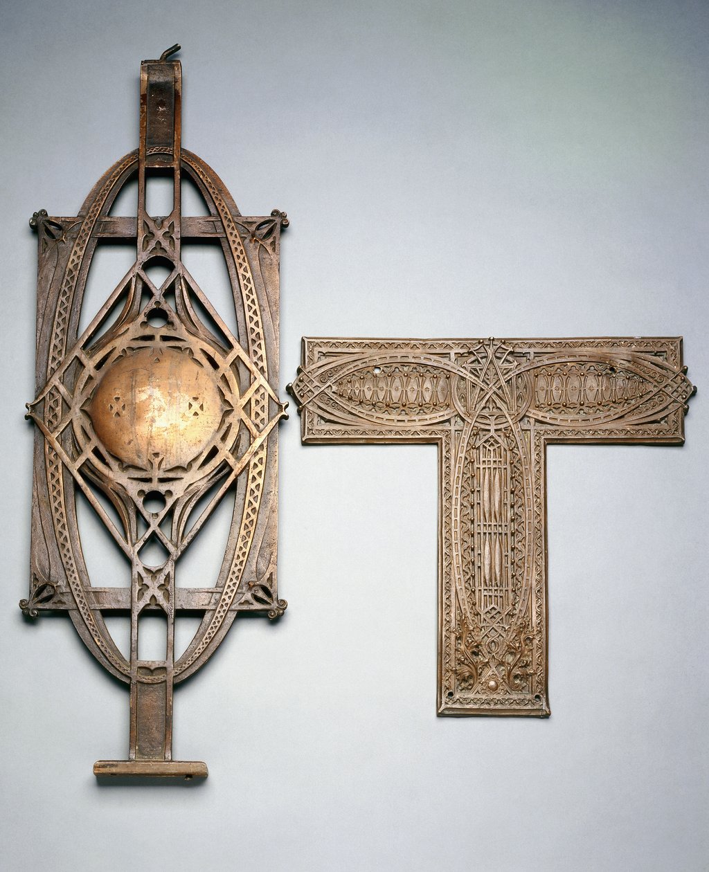 En kobberbelagt støpejerns trapperekkverk og et kobberbelagt metall dekorativt panel, ca. 1894 (kobberbelagt støpejern, kobberbelagt metall) av Louis Sullivan