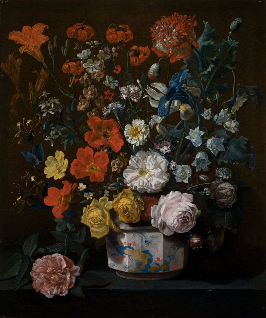 Blomster i en Chantilly vase av Louis Tessier