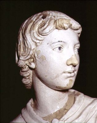 Stearinlysbærende engel, detalj av hodet (glasert keramikk) (detalj av 97636) (for par se 97637-8) av Luca Della Robbia
