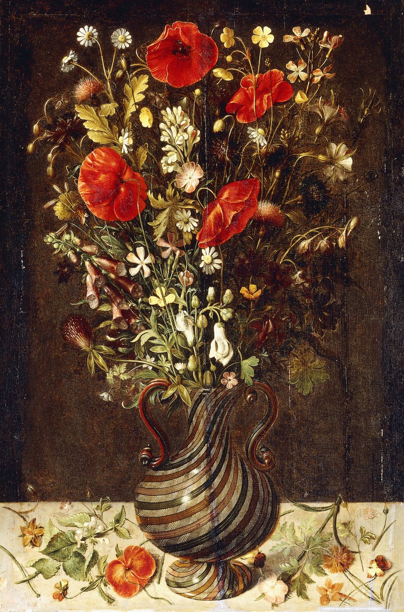 Valmuer, ranunkler, tusenfryd, kornblomster, tistler og andre ville blomster i en facon de Venise filigrana glassvase, med stemorsblomster, en valmue og en død brennesle på en steinhylle, av Ludger Tom the Younger Ring
