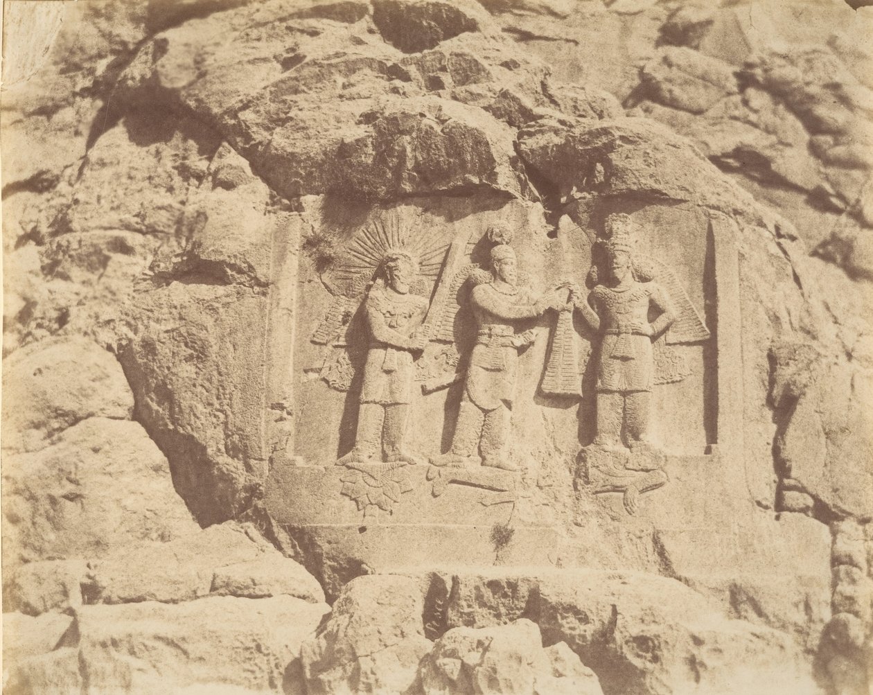 7 [Tag-e Bustan, Crowning Ceremony of Shapour II, Kermanshah], 1840-60-tallet. av Luigi Pesce