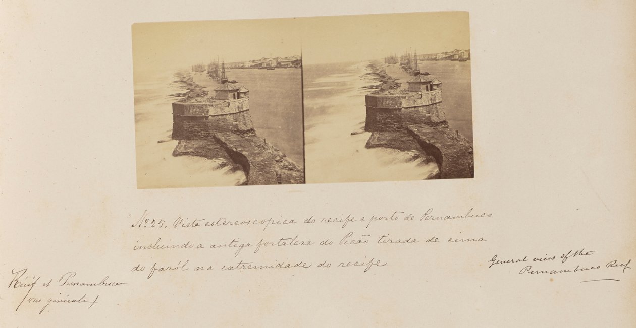 Stereoskopisk utsikt over Recife fra havnen i Pernambuco, inkludert den gamle Picão-festningen, tatt ovenfra fyret på slutten av Recife. av Marc Ferrez