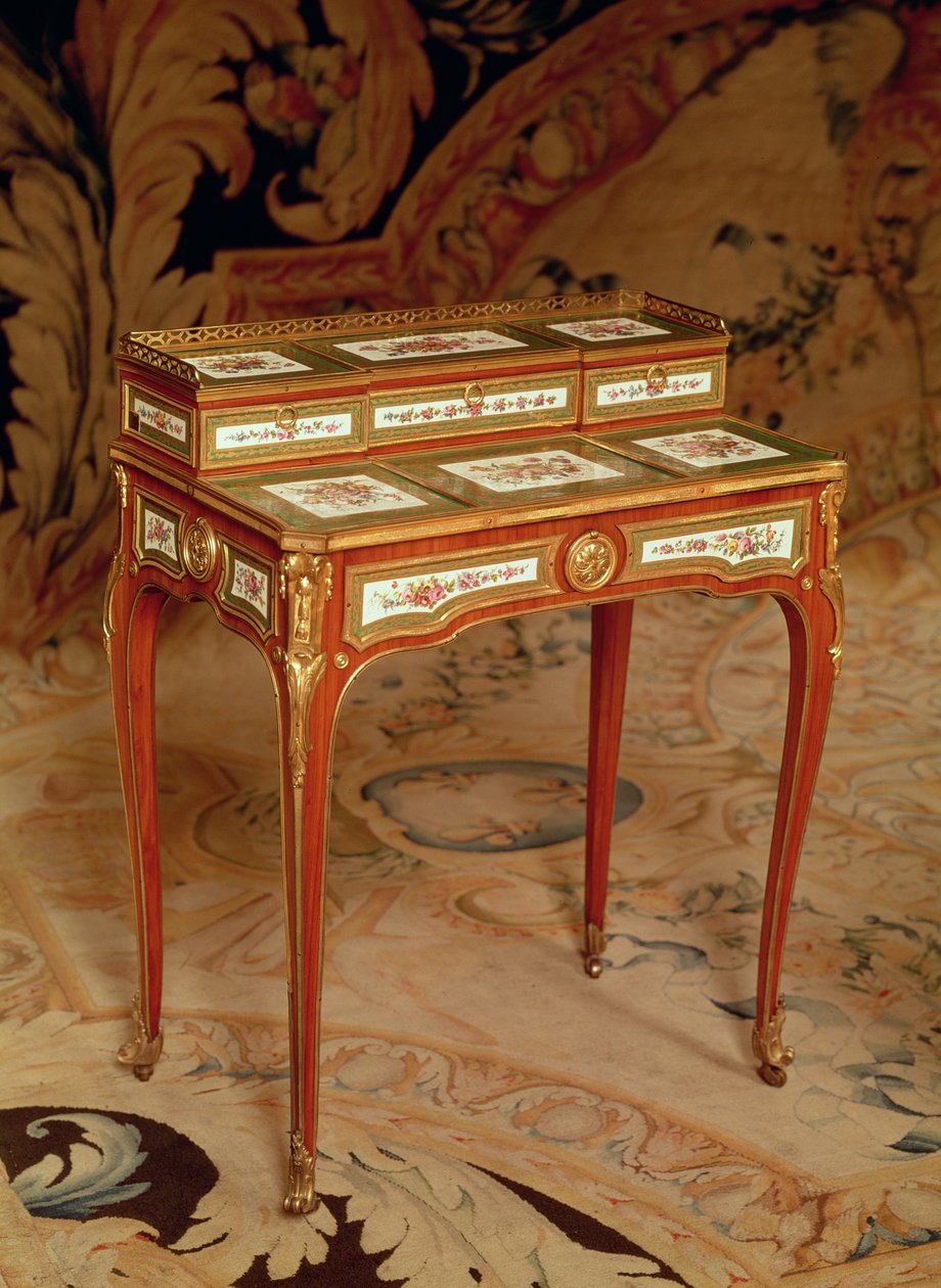 Kvinnebord med paneler av Sevres-porselen, 1766 (tre og porselen) av Martin Carlin