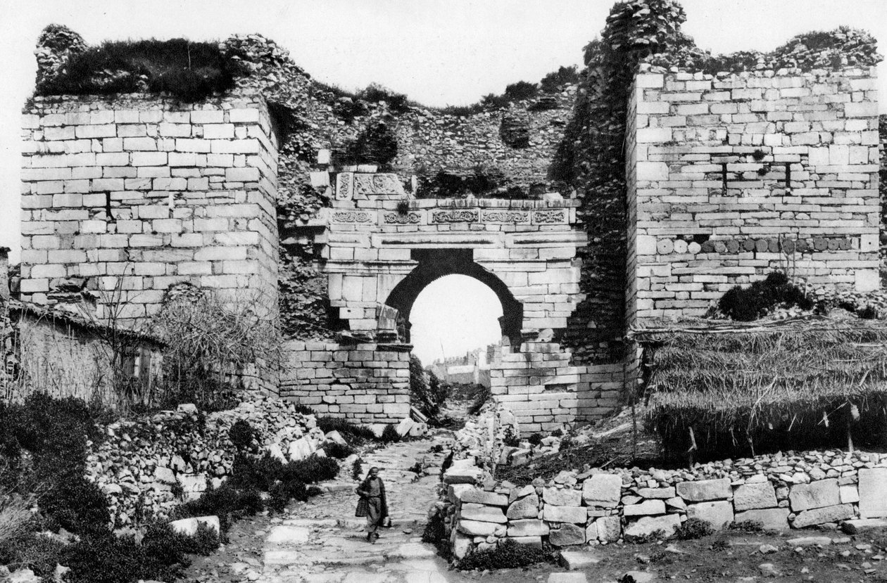Gateway, Efesos, Tyrkia, 1937 av Martin Hurlimann