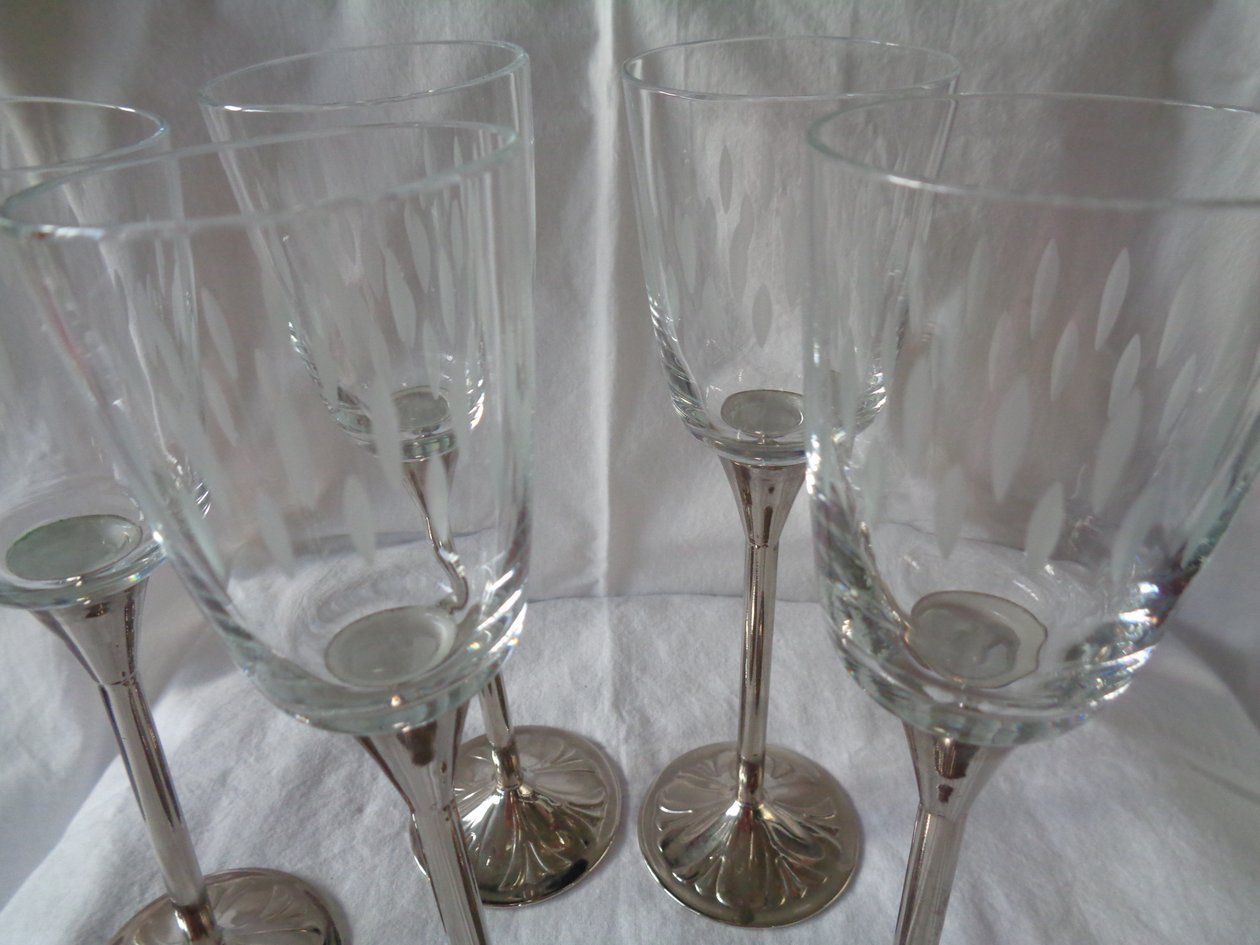 stilket glass av Martina Konitzky