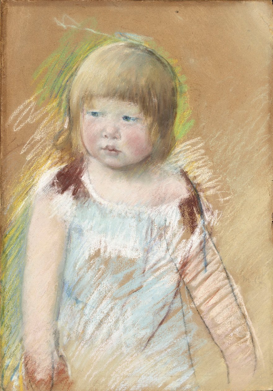 Barn med smell i en blå kjole, ca. 1910 av Mary Cassatt