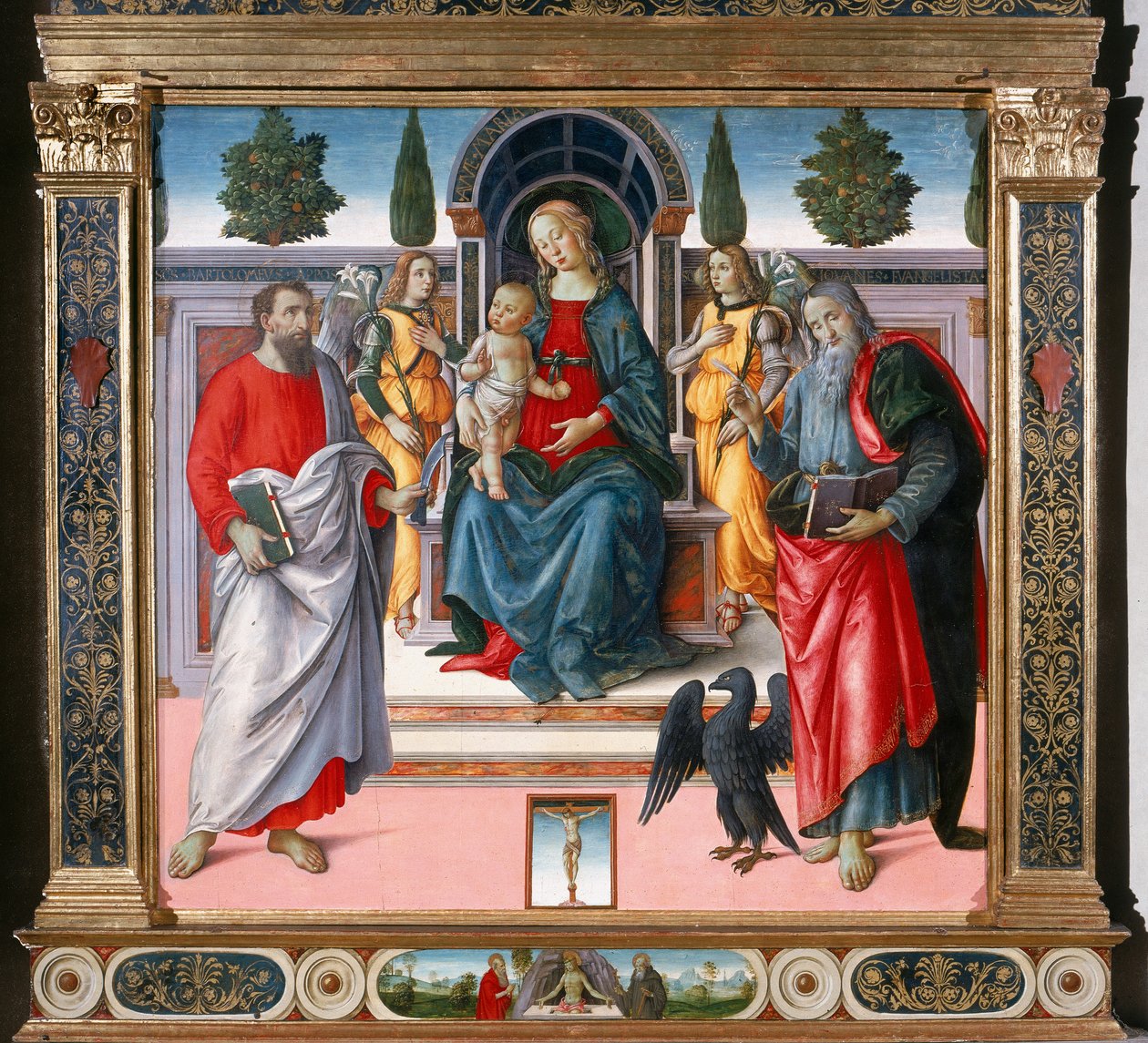 Madonnaen og barnet på tronen, to engler, St. Bartholomew og St. Johannes evangelisten. av Master of Santo Spirito Master of Santo Spirito
