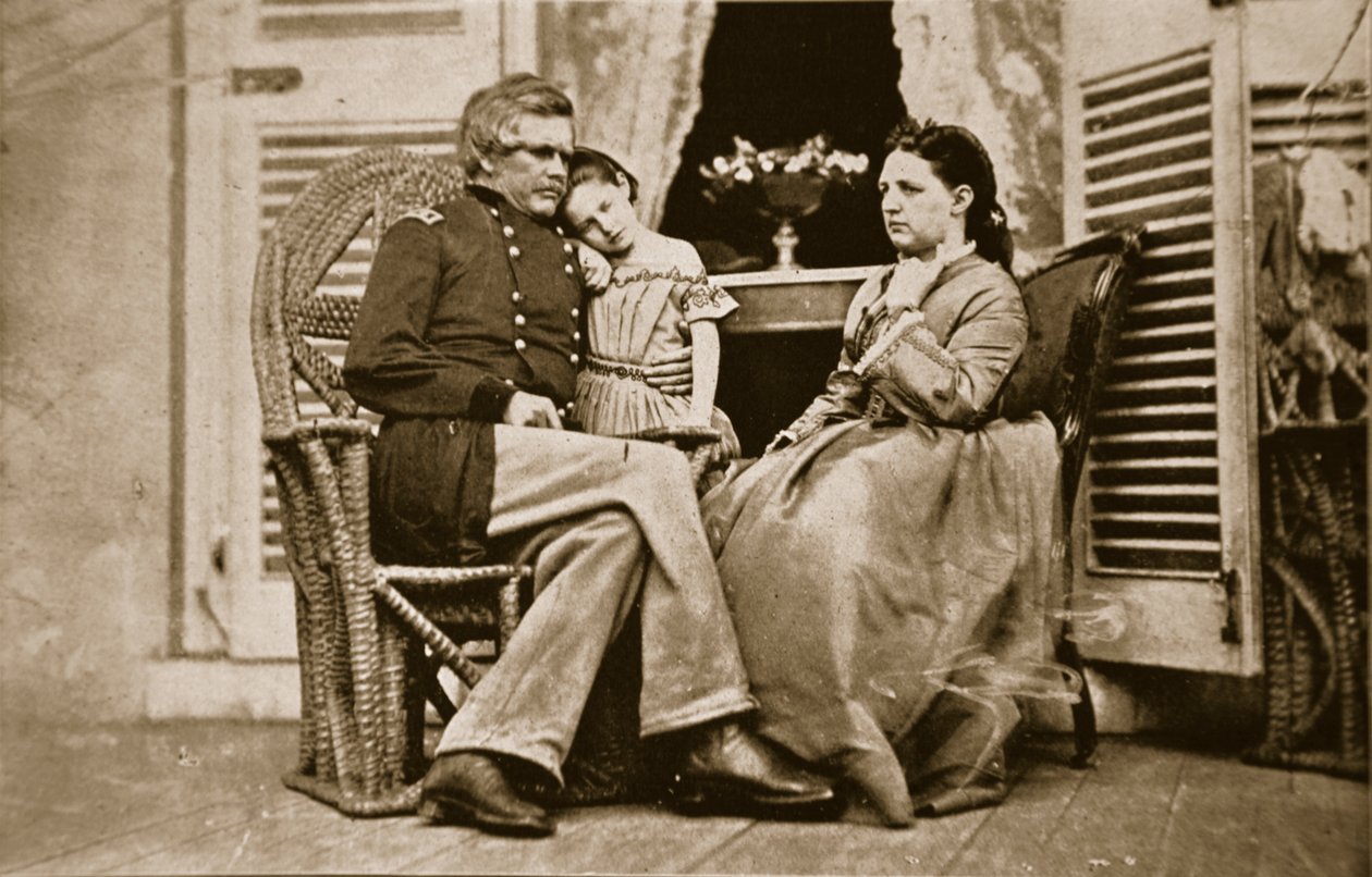General E. O. C. Ord med hans kone og datter, 1861-65 av Mathew B. Brady
