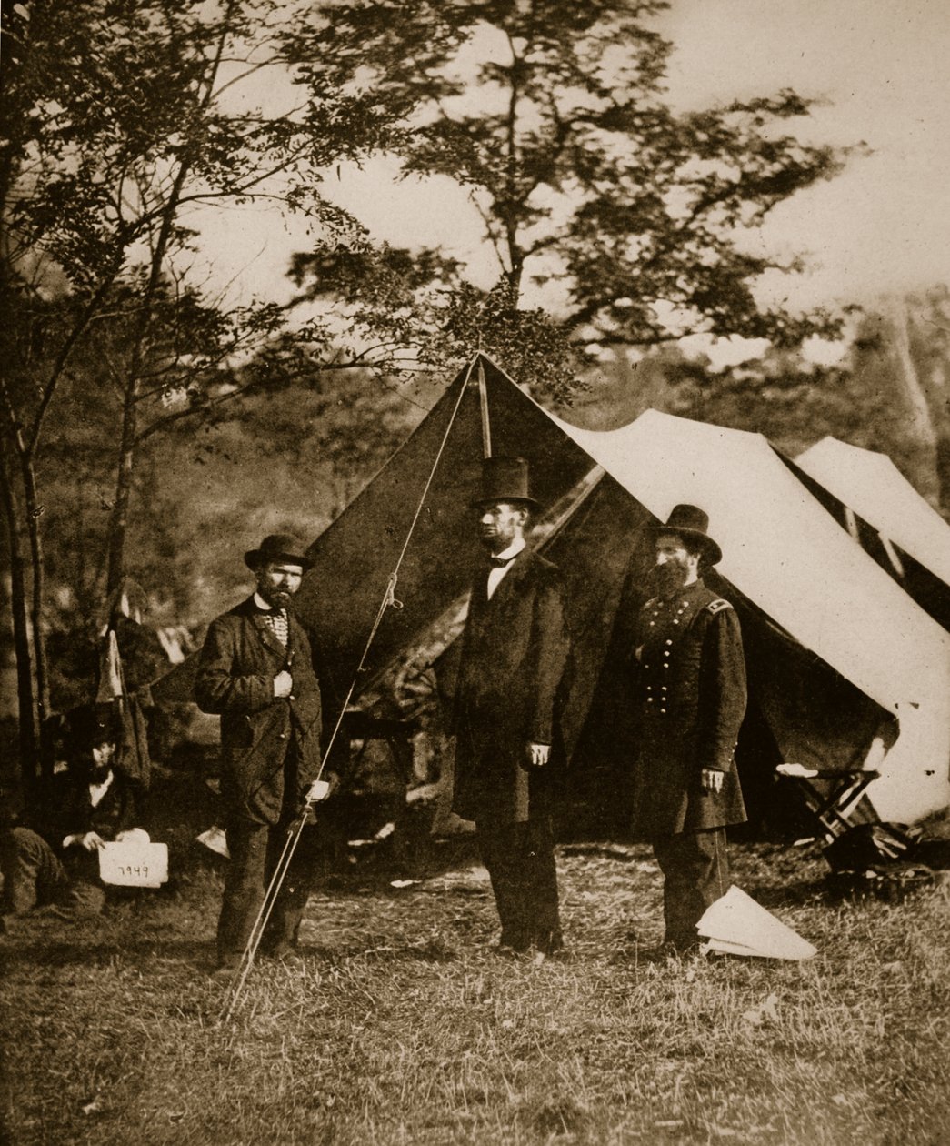 President Lincoln i Sharpsburg, oktober 1862 av Mathew B. Brady