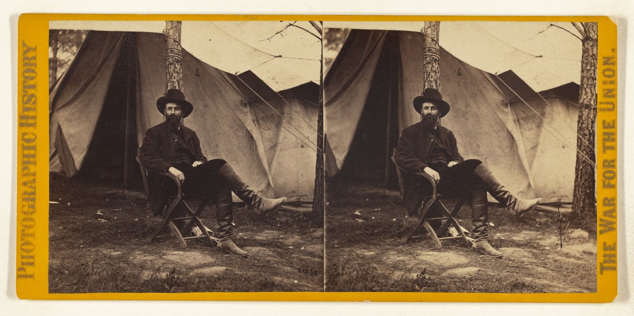 Dana, assisterende krigsminister; fotografert ved general Grants hovedkvarter i Virginia av Mathew B. Brady