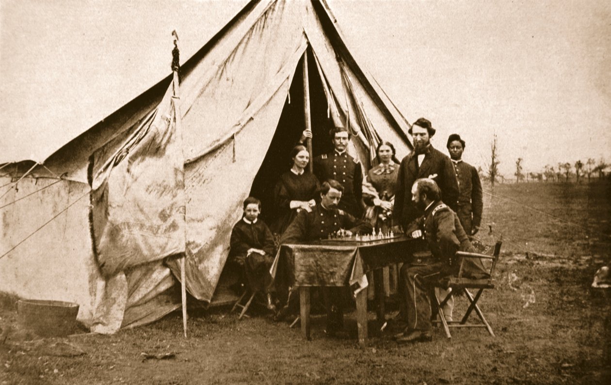 General James H. Wilson and Friends, 1861-65 (sepia-bilde) av Mathew B. Brady